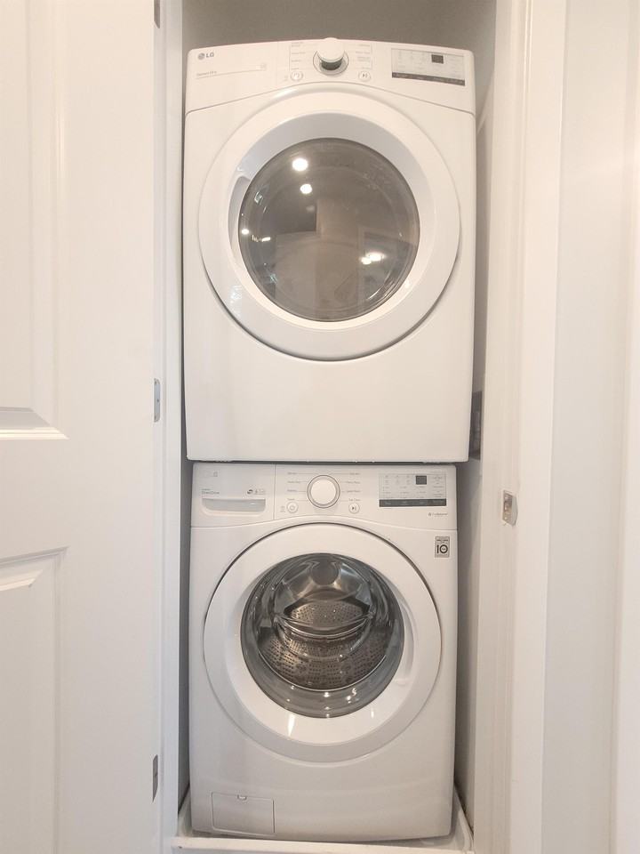 334 Warren Streetwarren Street #4 - Photo 2 of 10