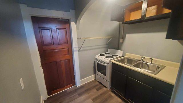 171 E Washington St - Photo 4 of 16