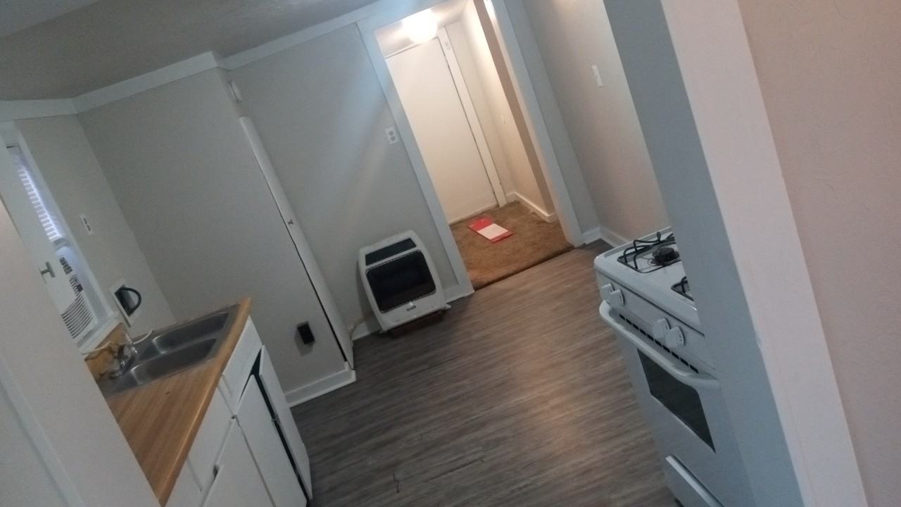 2535 Sw 30th St - Photo 2 of 11