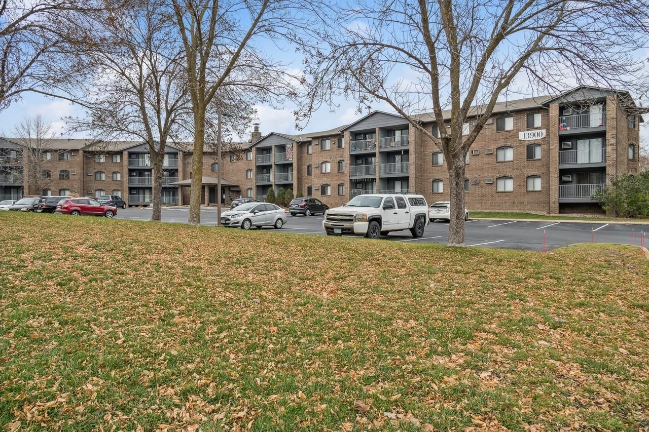 Reserve Eden Prairie - Photo 6 of 50