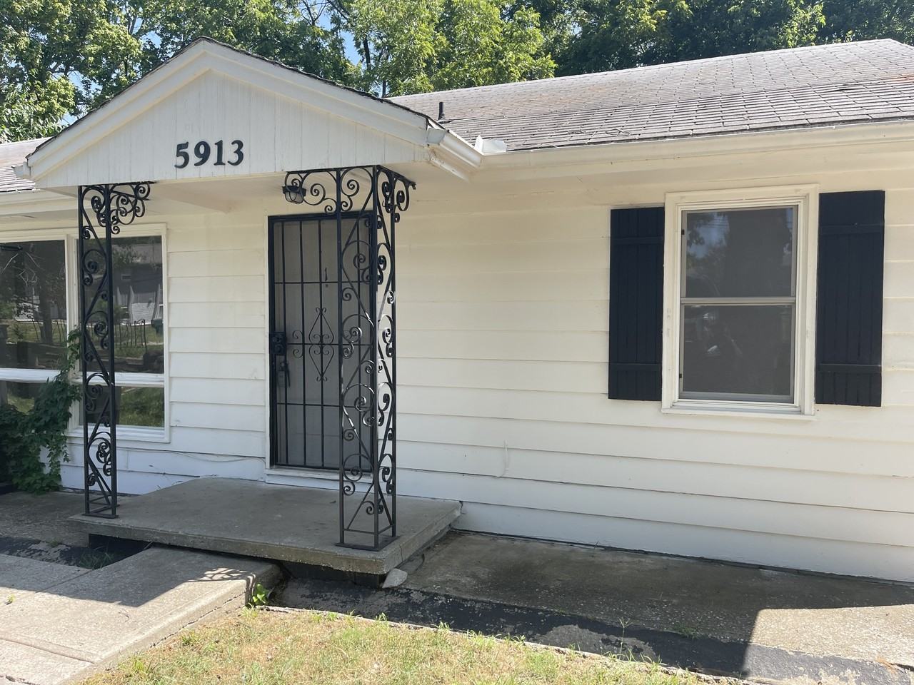 5915 Nw Bell Rd #2 - Photo 2 of 3