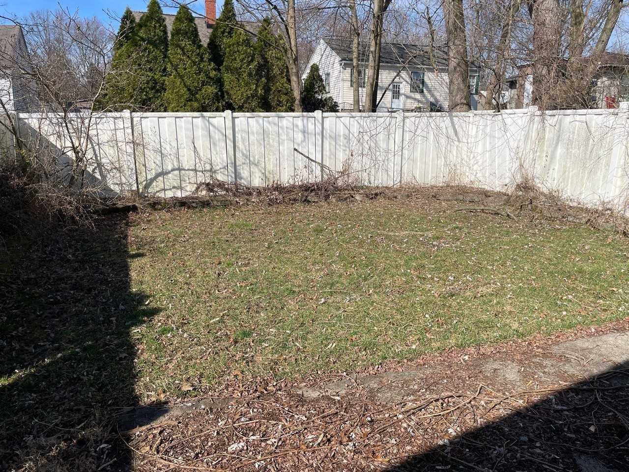 736 Washington St - Photo 5 of 50