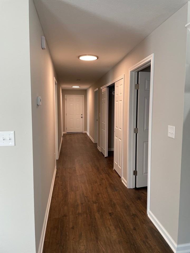 736 Washington St - Photo 3 of 50