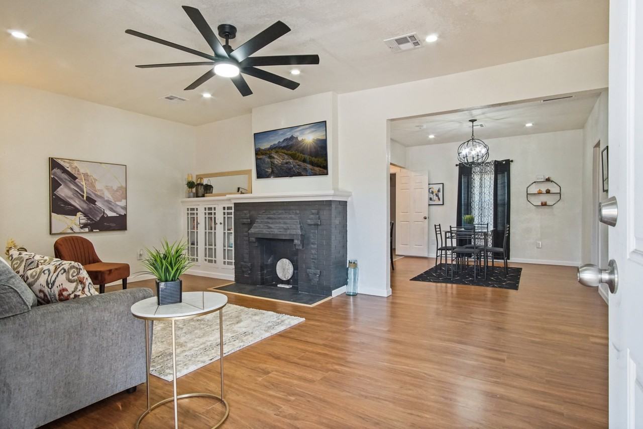 2118 N Prospect Ave - Photo 2 of 34