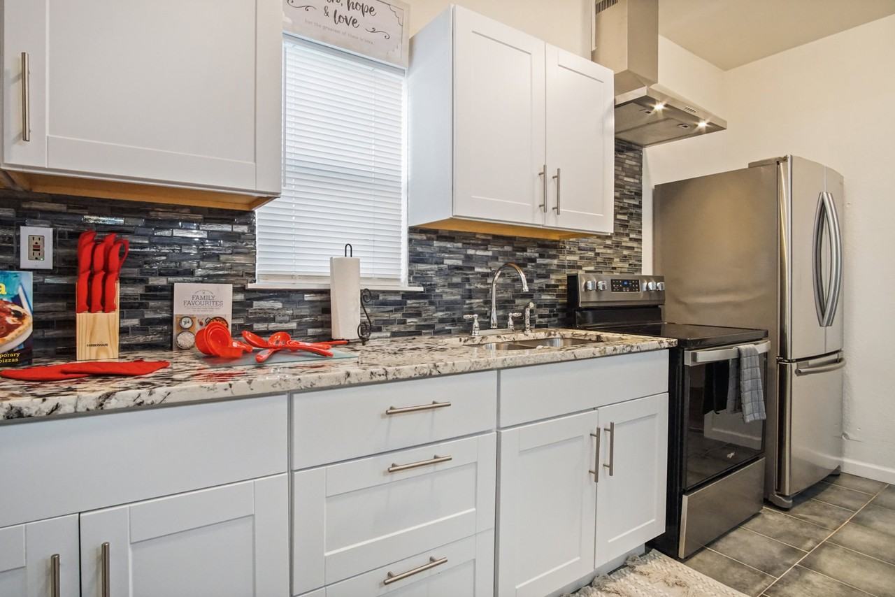 2118 N Prospect Ave - Photo 6 of 34