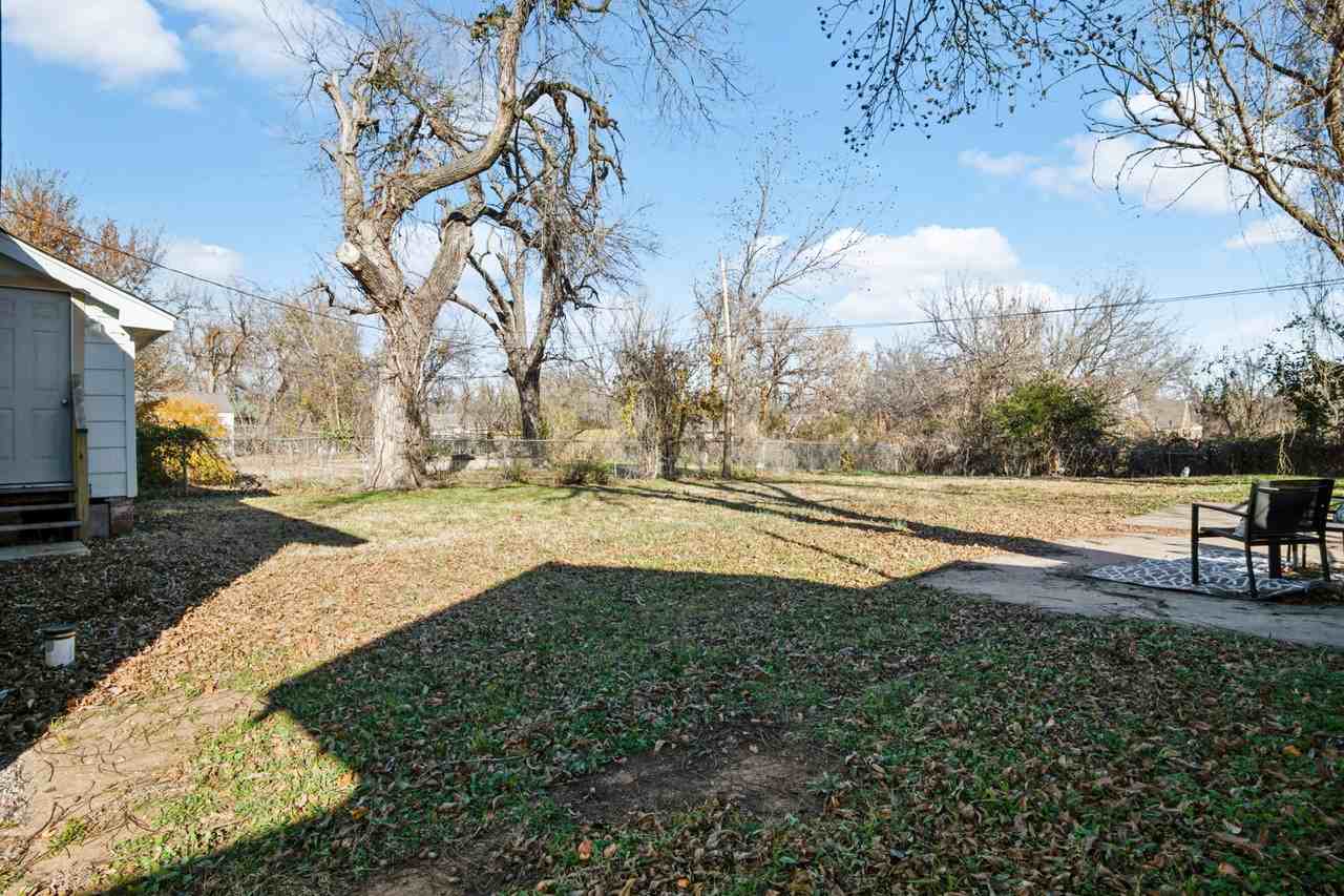 2118 N Prospect Ave - Photo 7 of 34