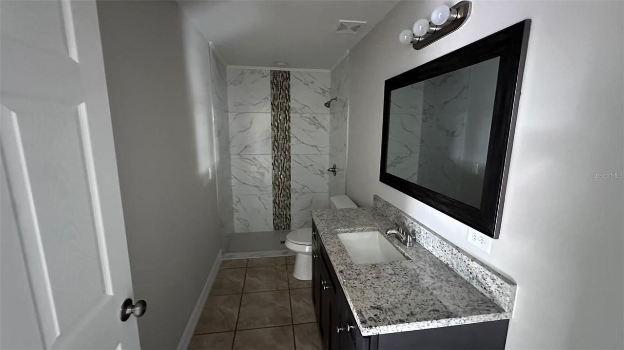 164 Julie Ln - Photo 3 of 9