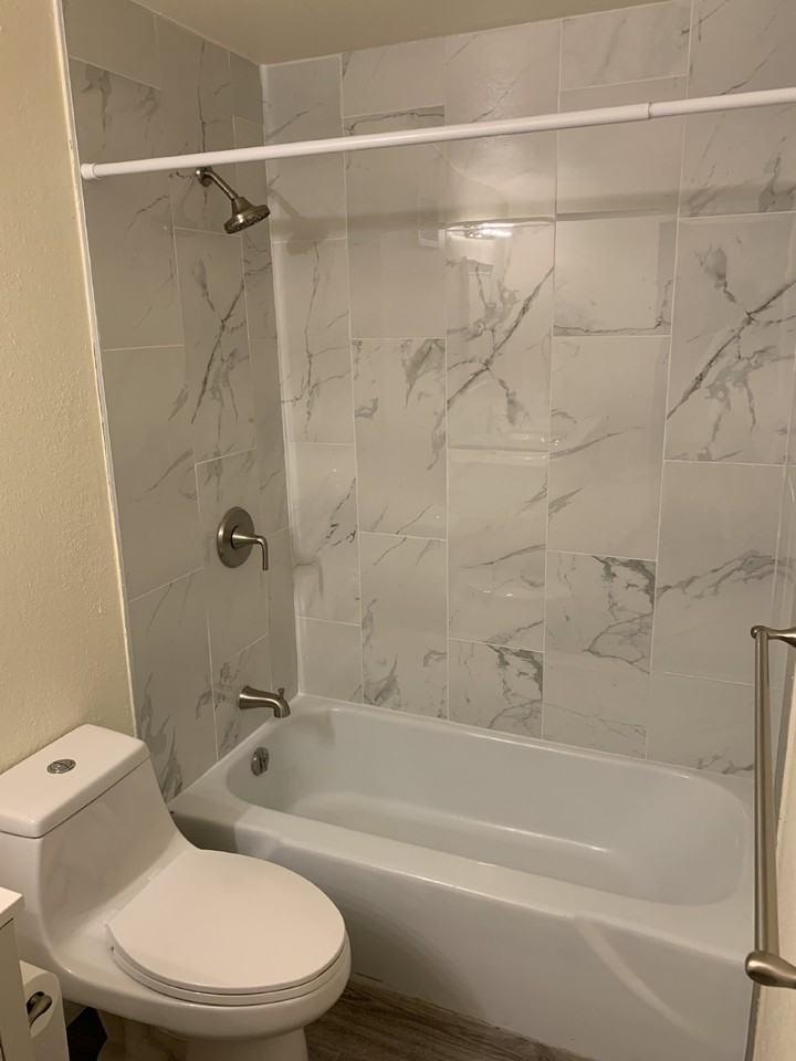 805 29th St Apt 507 - Photo 6 of 18