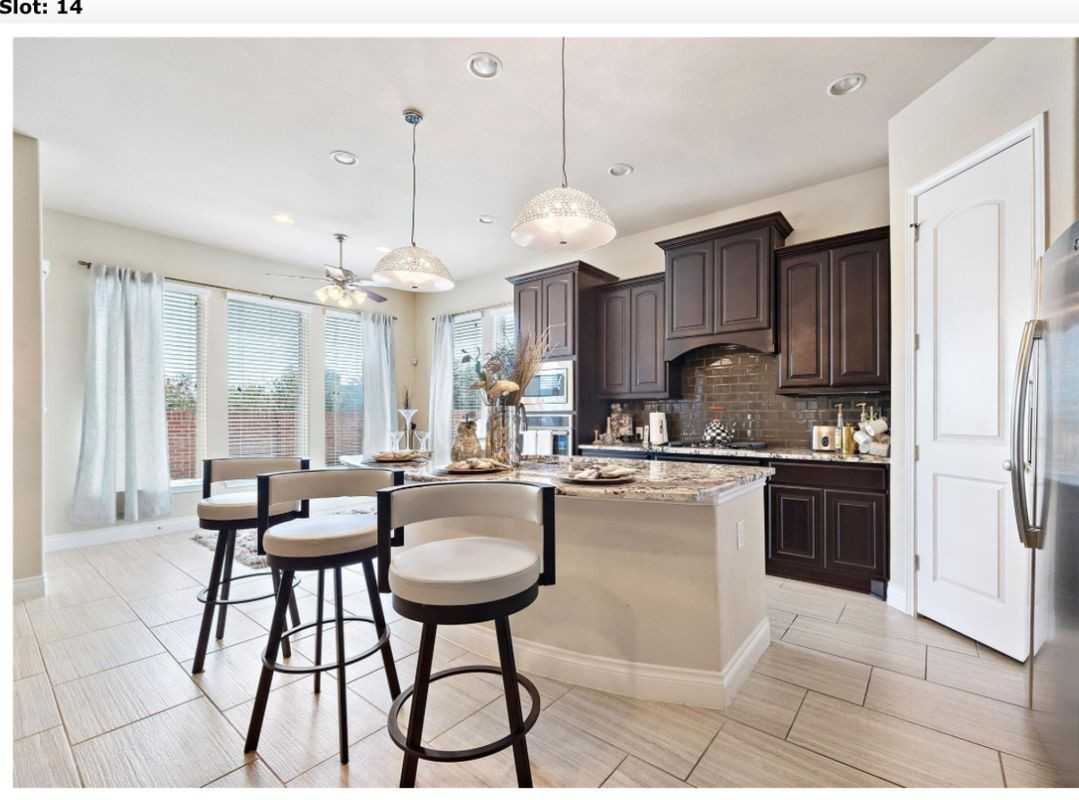 9434 Scanlan Heights Ln - Photo 3 of 5