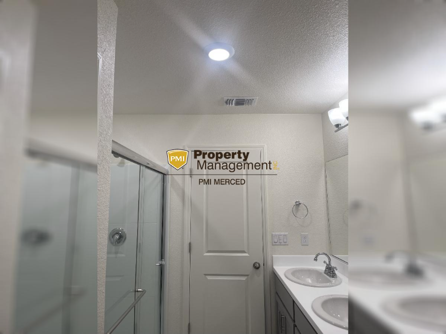 4209 Berryesa Ave - Photo 4 of 16