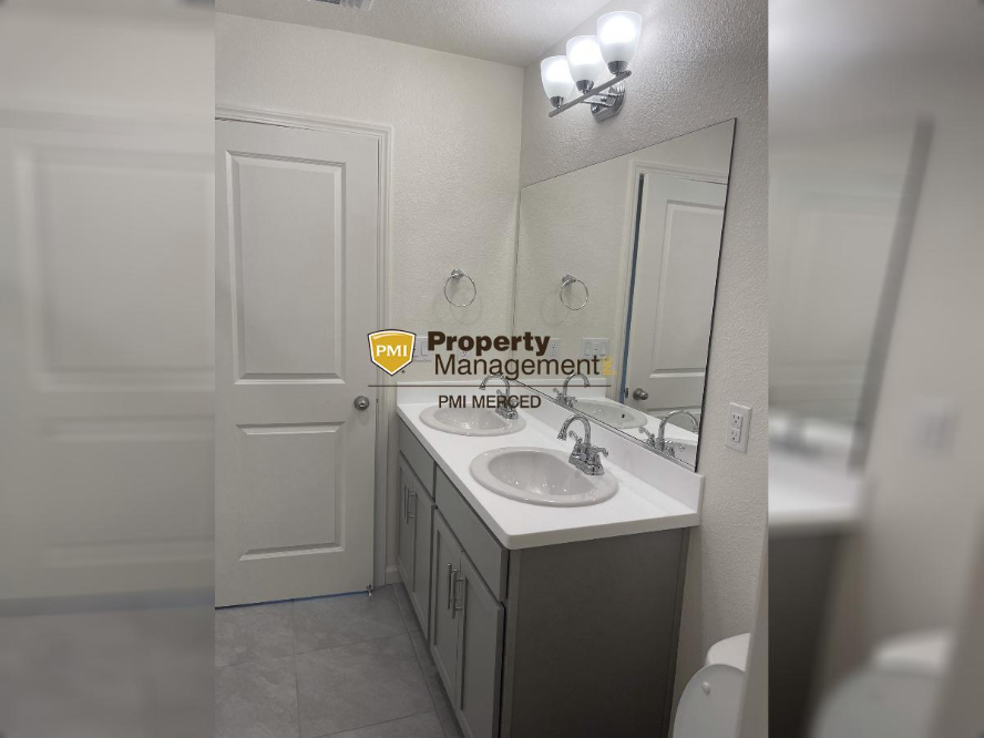 4209 Berryesa Ave - Photo 5 of 16