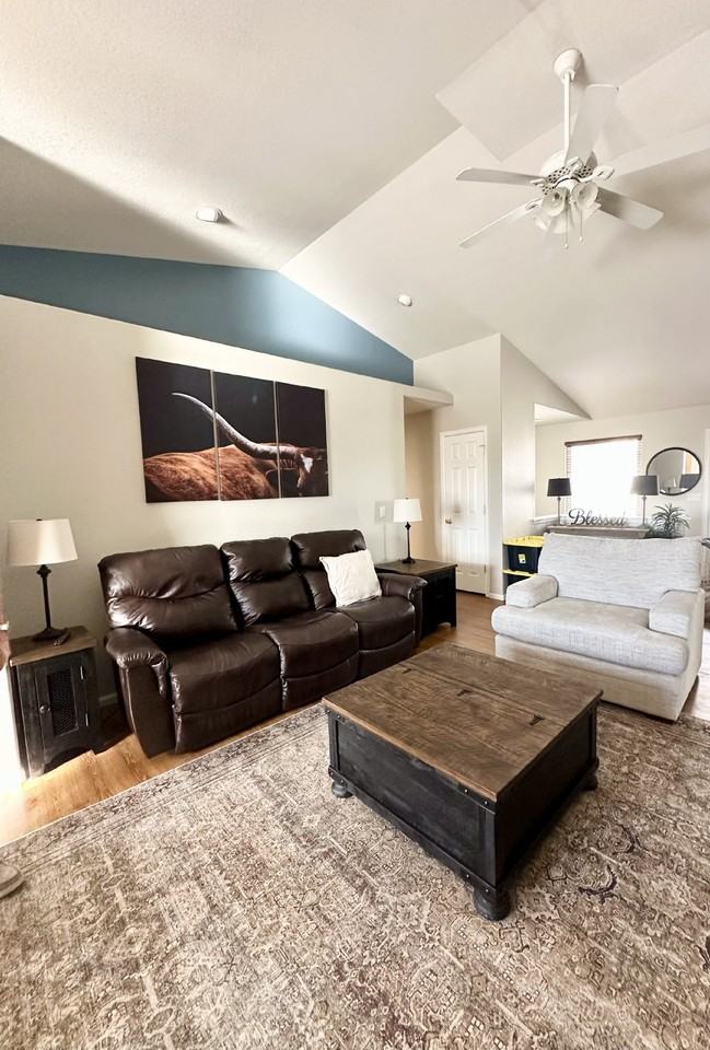 4317 Laramie St - Photo 4 of 21