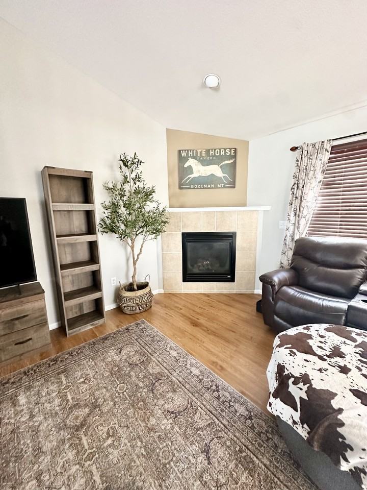 4317 Laramie St - Photo 5 of 21