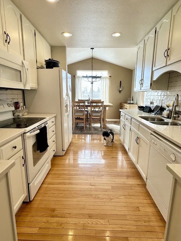 4317 Laramie St - Photo 7 of 21