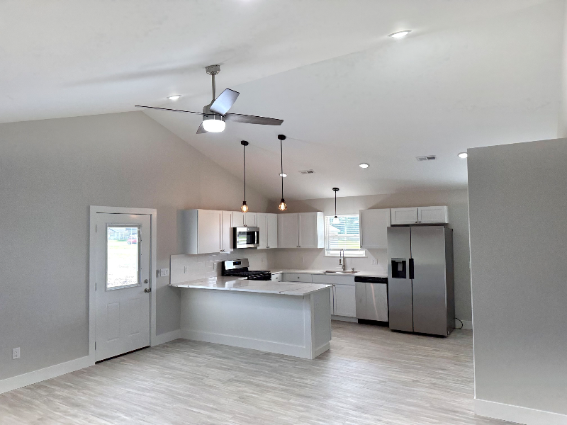 4733 Basin St - Photo 5 of 11