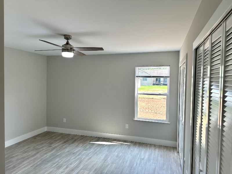 4733 Basin St - Photo 6 of 11