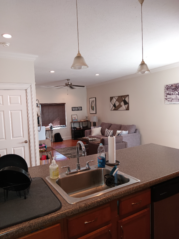 152 Hallock St #1stFL - Photo 3 of 8