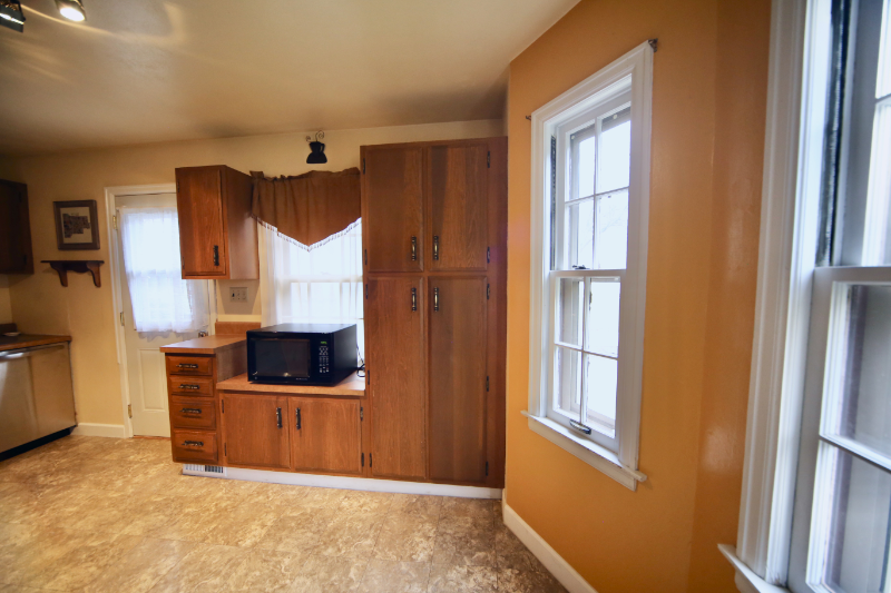 10404 W Manor Park Dr - Photo 4 of 20