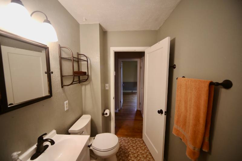 10404 W Manor Park Dr - Photo 7 of 20