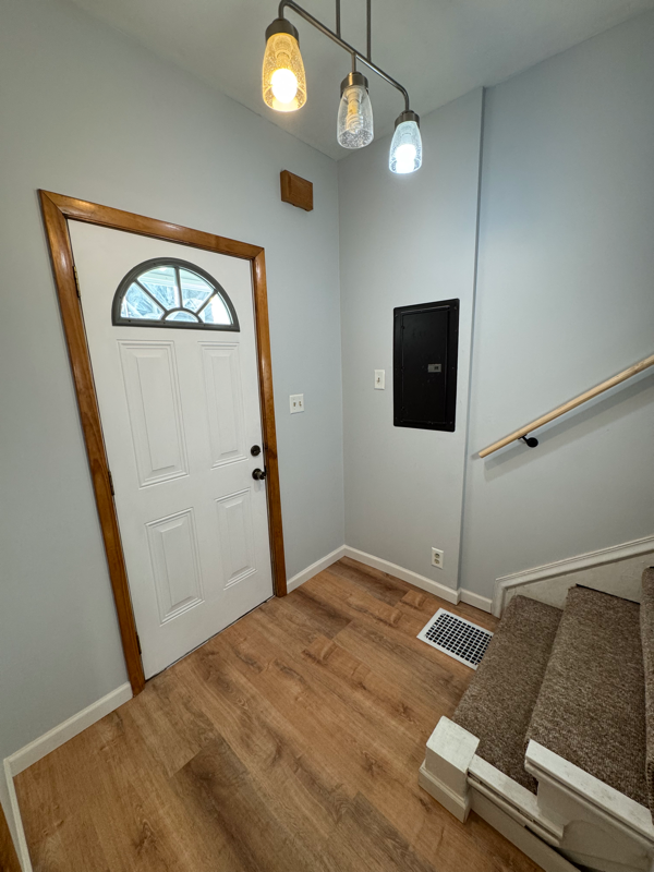 1233 2nd Ave - Photo 2 of 20