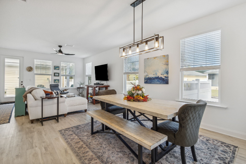 213 Daydream Ave - Photo 5 of 20