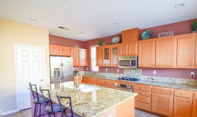 5112 Crescent Bay Dr - Photo 2 of 7