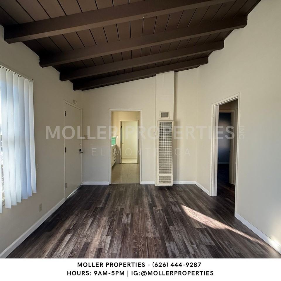 10513 Venita St - Photo 3 of 13