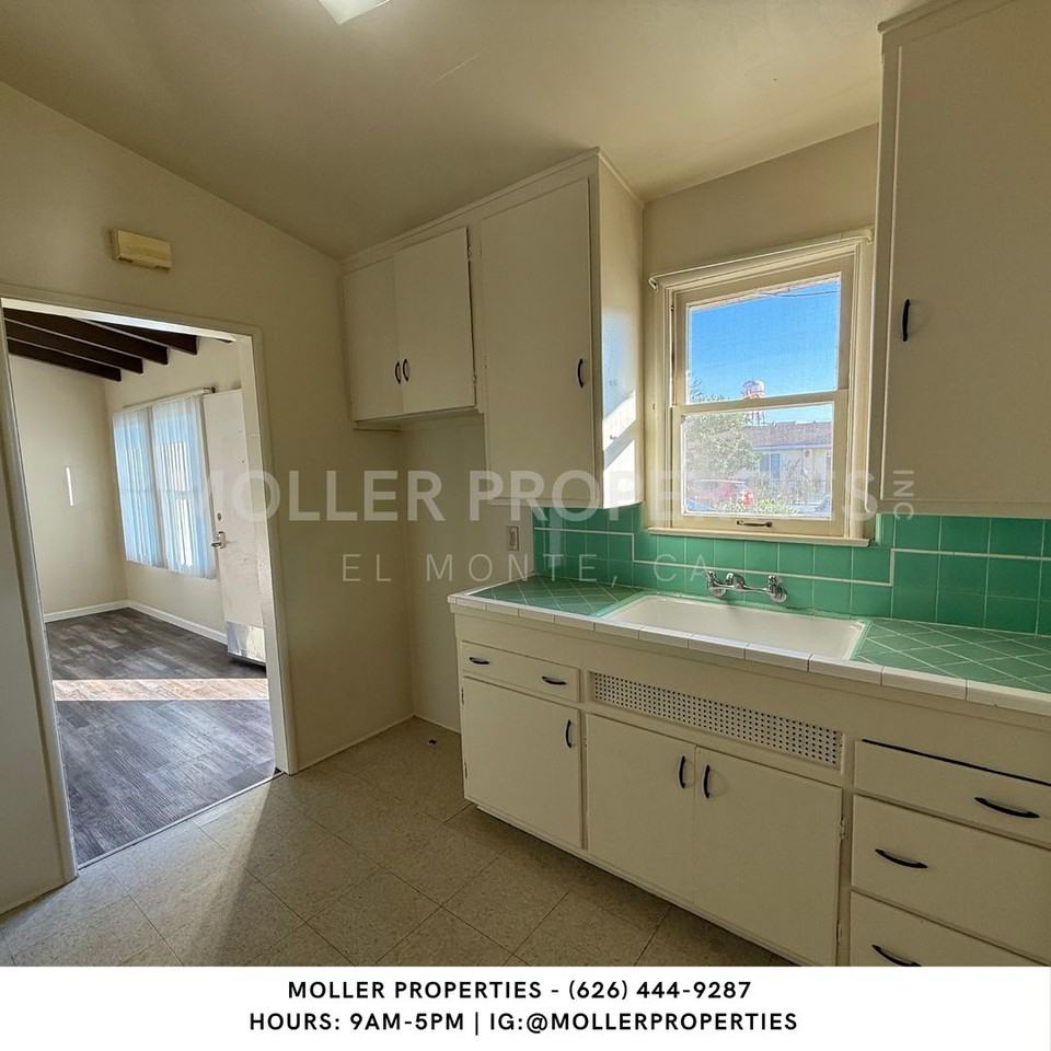 10513 Venita St - Photo 6 of 13