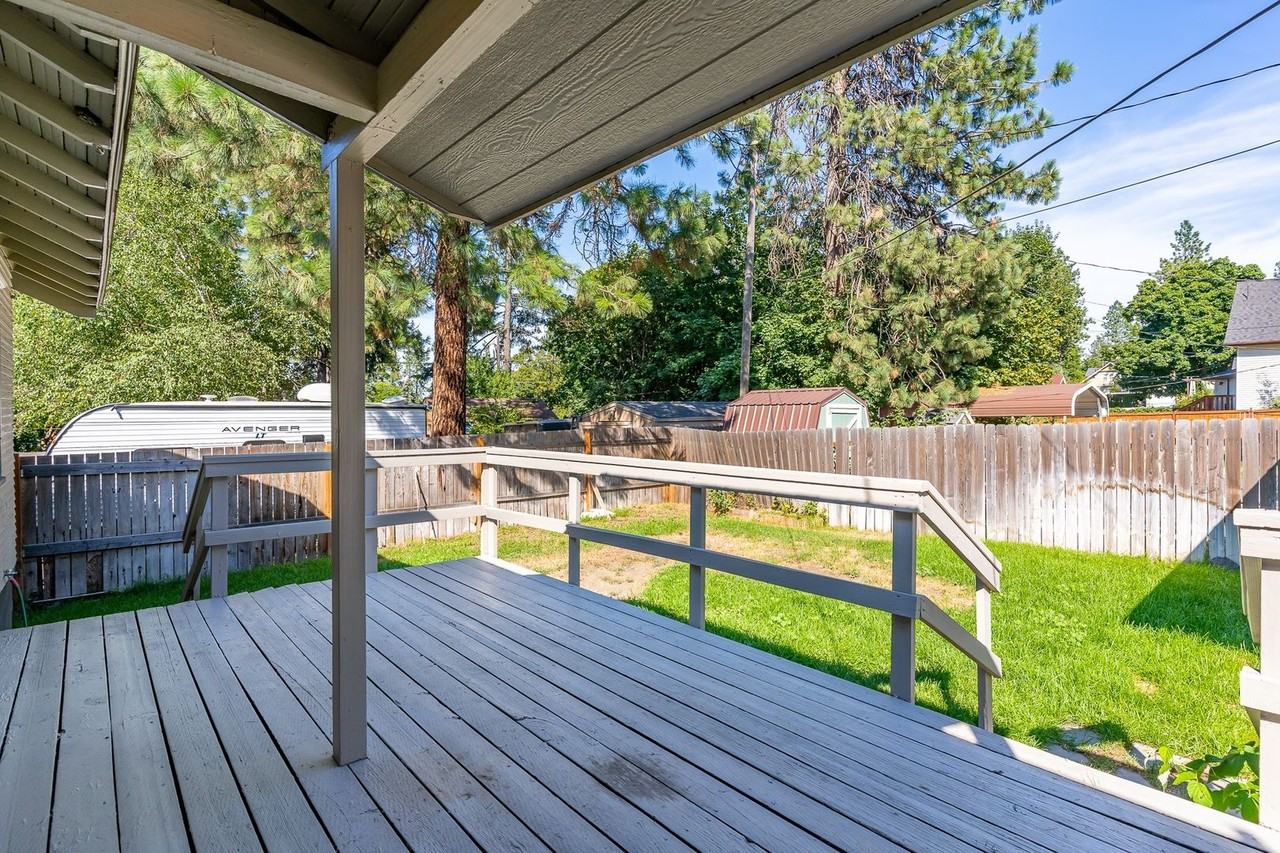 2227 S Grand Blvd - Photo 4 of 21