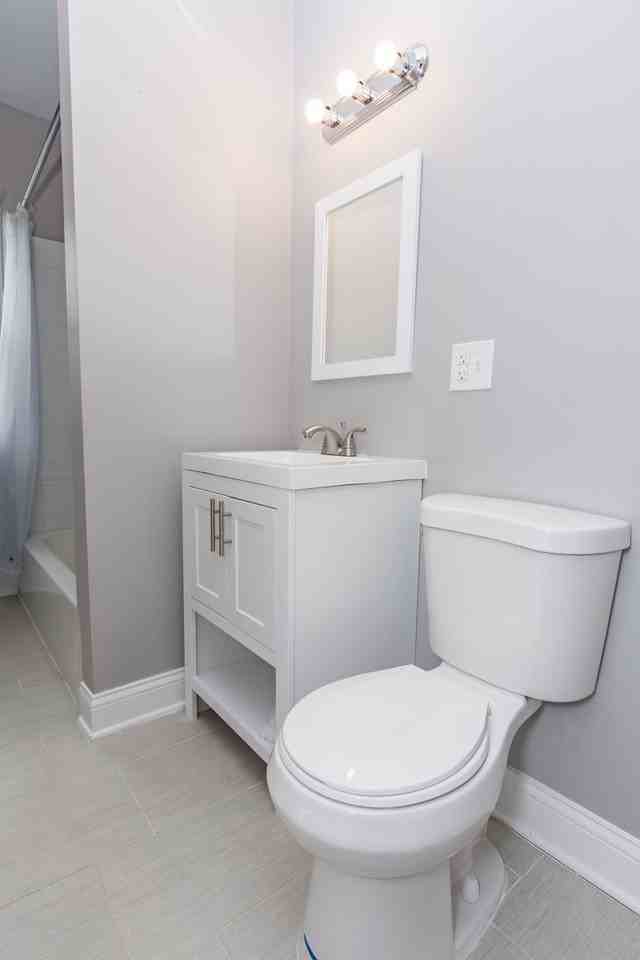 7556 S Eggleston Ave (NEW) - Photo 3 of 10