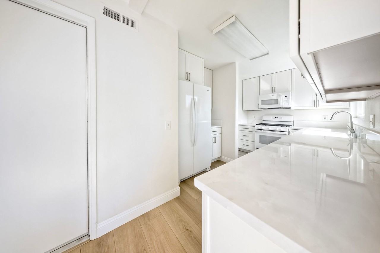 4711 Sunny Hills Rd - Photo 5 of 19