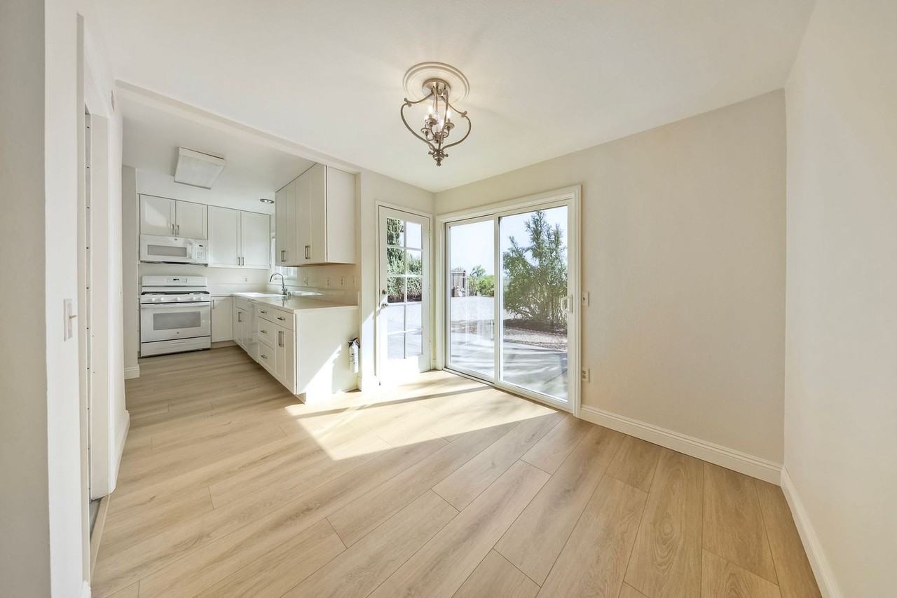 4711 Sunny Hills Rd - Photo 7 of 19