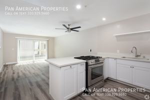 featured image of 3208 Avenida Del Presidente