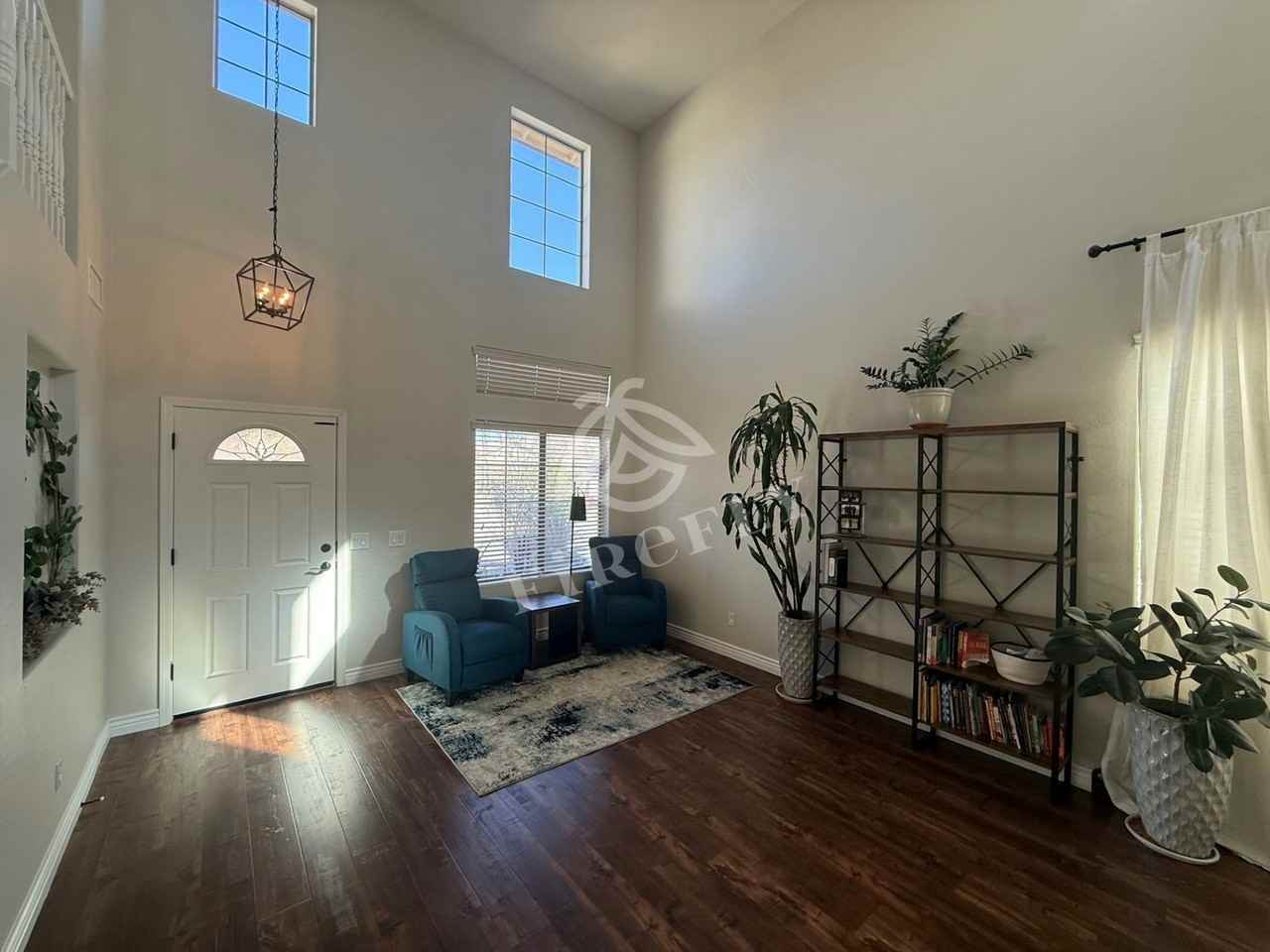 6509 West Red Fox Road - Photo 3 of 36