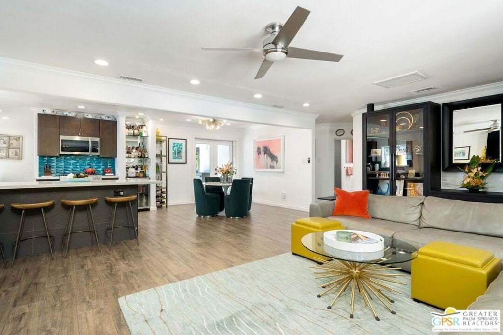 1861 S Palm Canyon Dr - Photo 3 of 31