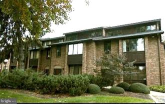 311 Maple Ave W - Photo 1 of 1