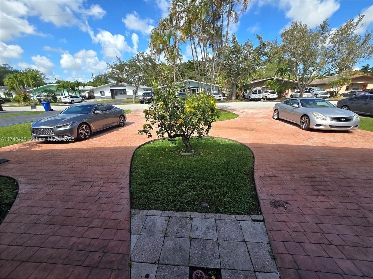 812 Southwest 13th Street #812 - Photo 4 of 30