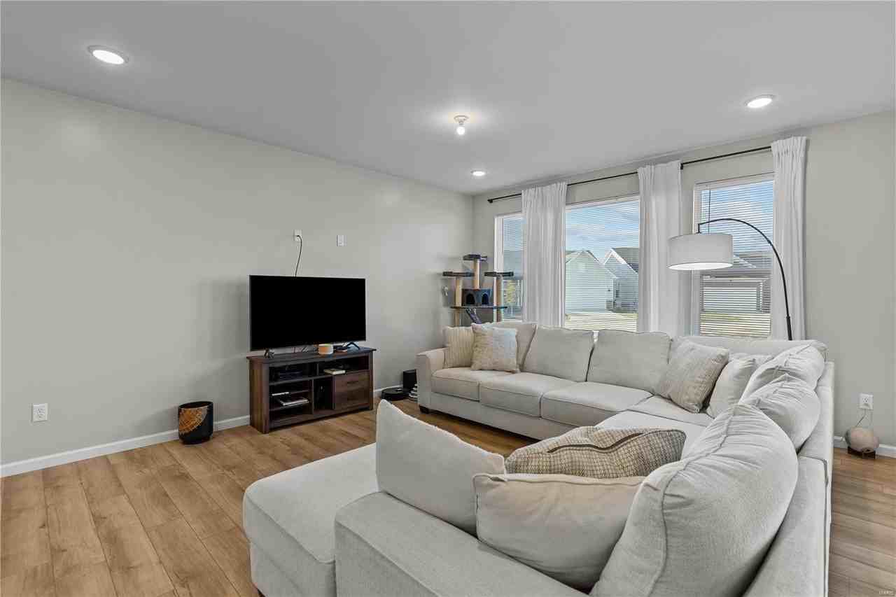 138 Rhythm Point Dr - Photo 4 of 23