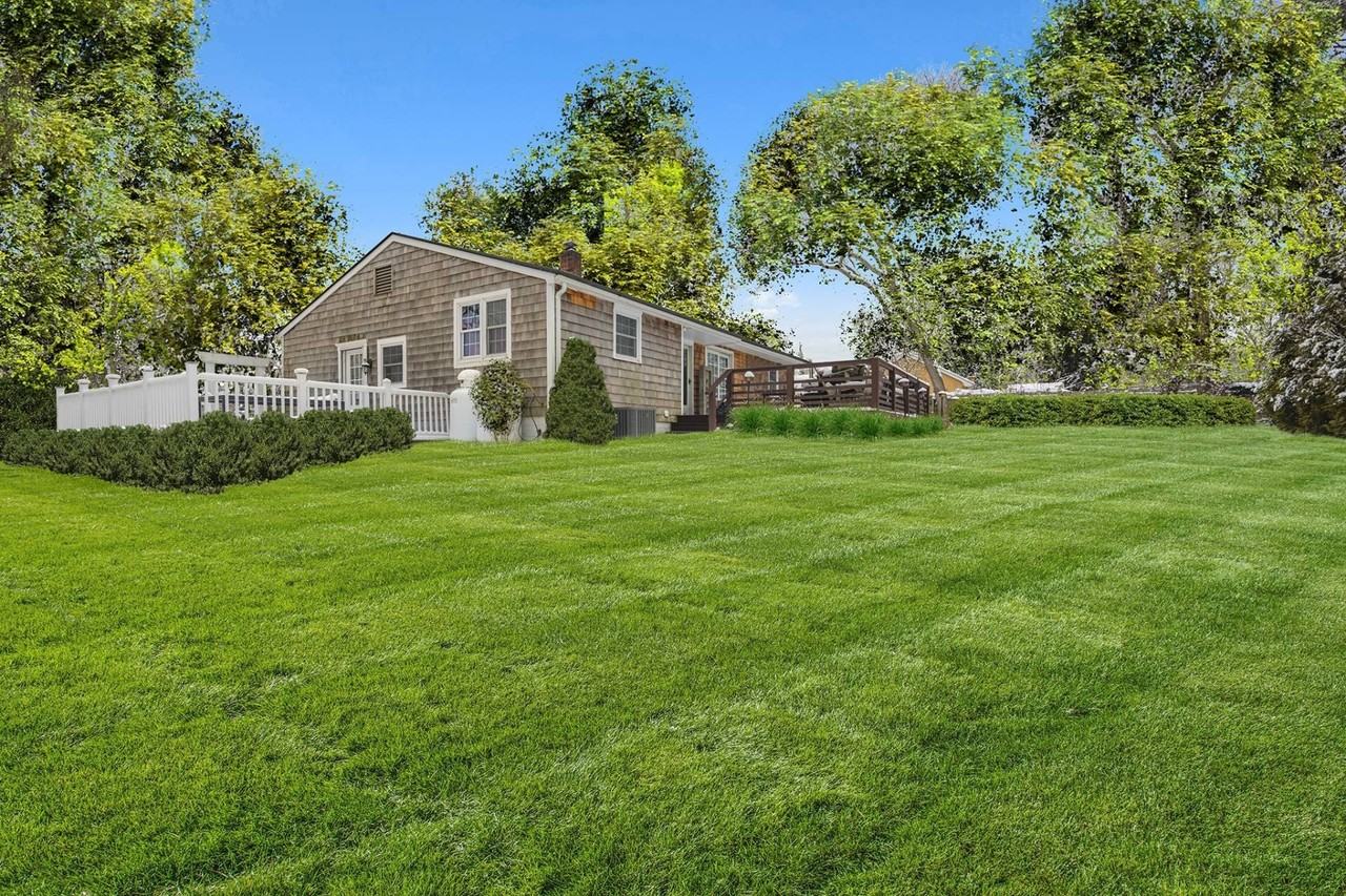 8 Atlantic Ave - Photo 3 of 19