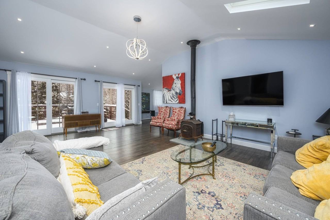 8 Atlantic Ave - Photo 4 of 19