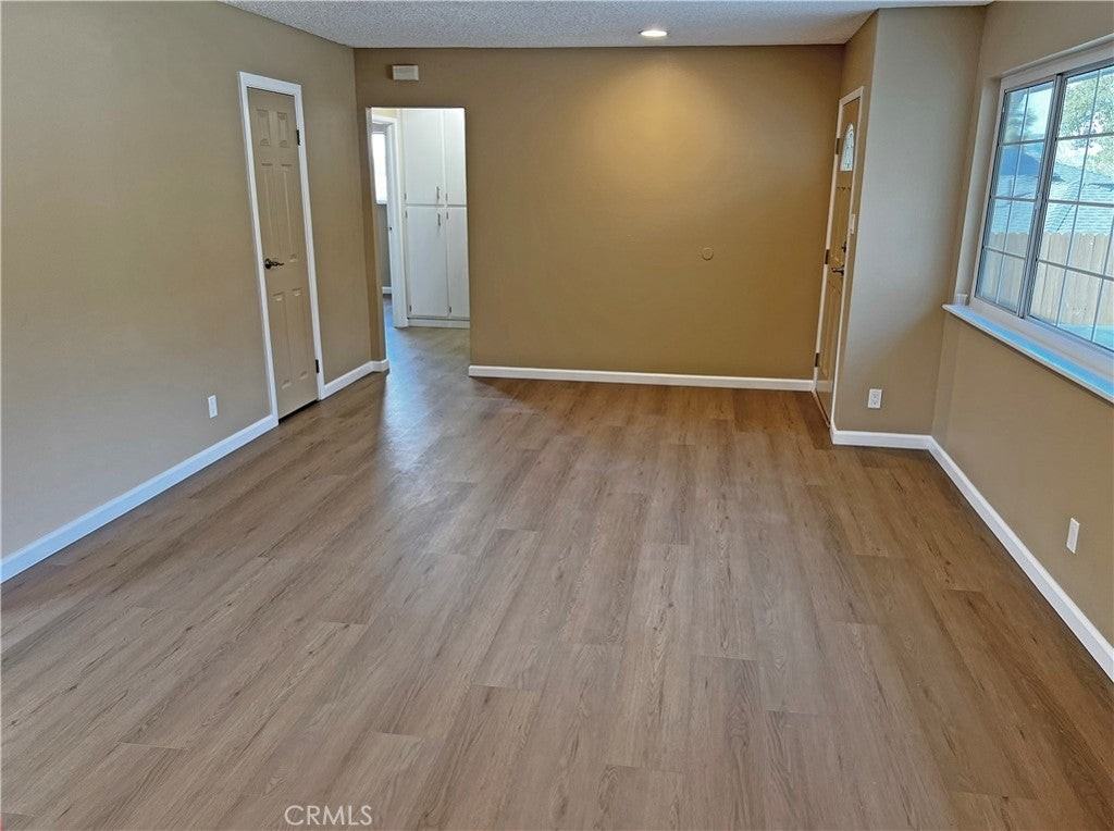 35647 Crestview Dr - Photo 6 of 39