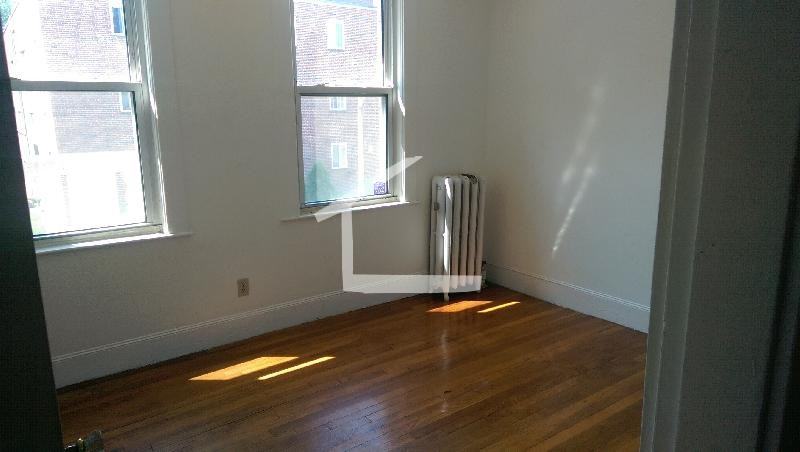 Scottfield Rd. & Comm Ave. #6 - Photo 6 of 6