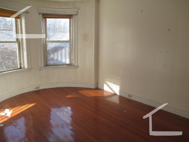Beacon St. & Chestnut Hill Ave. #2F - Photo 2 of 6