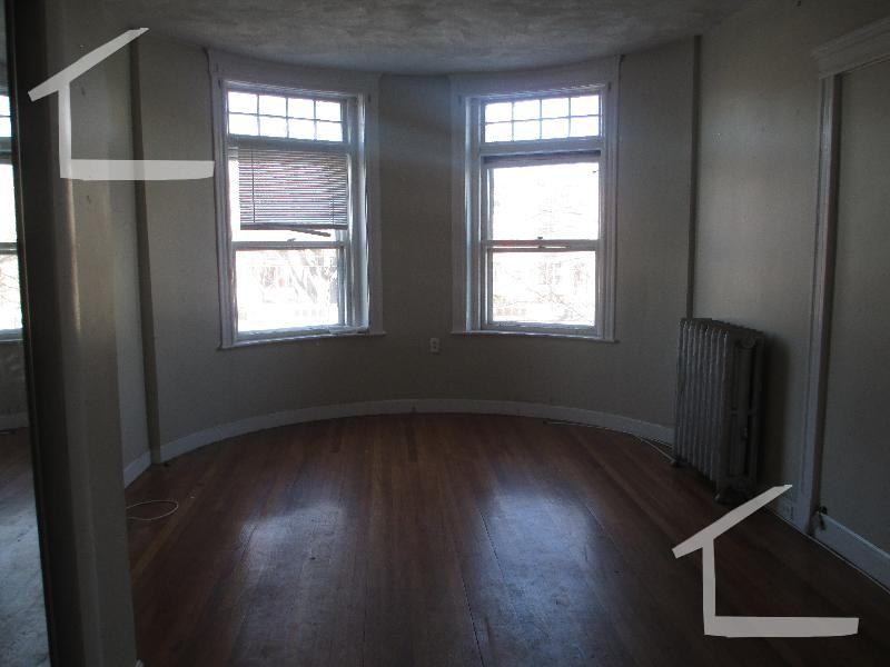 Beacon St. & Chestnut Hill Ave. #2F - Photo 3 of 6