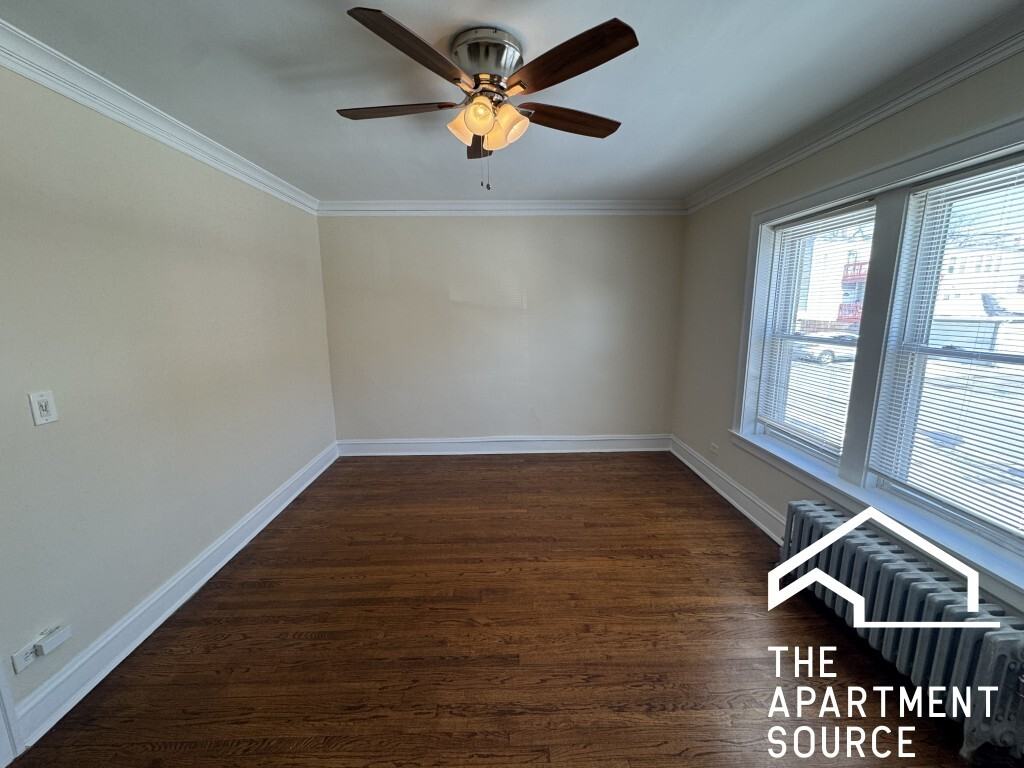 2510 N Leclaire Ave #1 - Photo 4 of 9