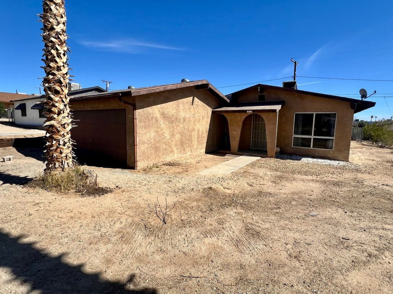 6001 Mariposa Avenue - Photo 2 of 25