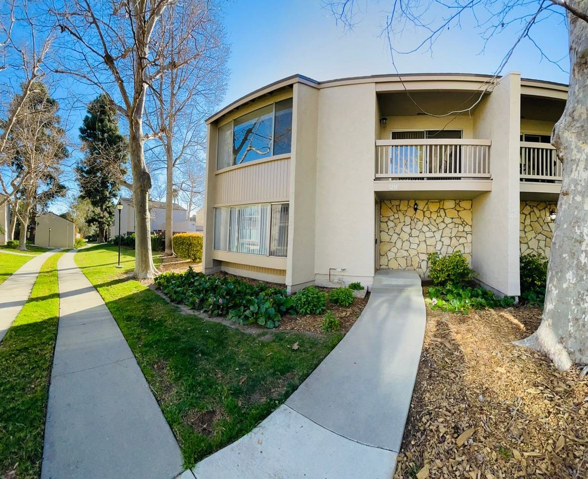 1214 Llama Ct - Photo 3 of 29