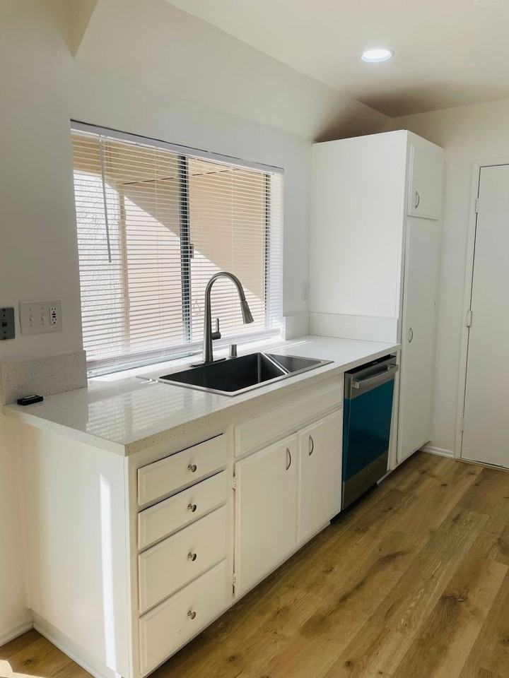 1214 Llama Ct - Photo 6 of 29