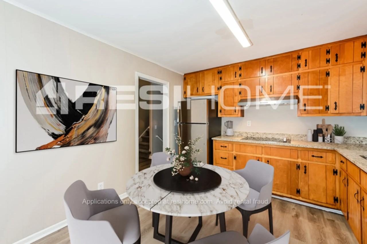 5471 Huron Dr - Photo 2 of 19