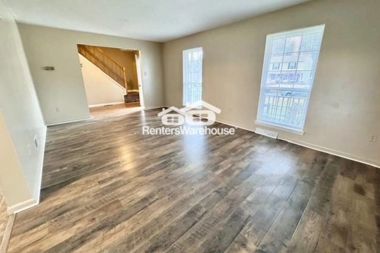 1428 Burnside Dr - Photo 3 of 19